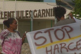 Mobilisation au lycée Jules-Garnier de Nouméa contre l'agression filmée d'un élève