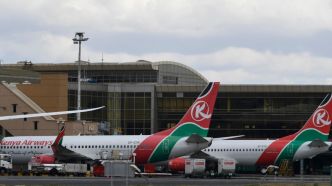 Libération de l'un des deux employés de Kenya Airways détenus en RDC, dit Nairobi