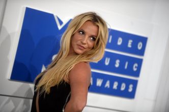 Britney Spears filmée quasi nue et désorientée : un coup de sa mère ? Graves accusations