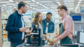 5 astuces infaillibles pour choisir la caisse la plus rapide au supermarché