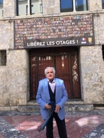 Daniel Salvatore Schiffer à Perpignan: Le Printemps de la liberté d’expression et, toujours, les otages