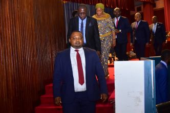 Avancée du M23 au Nord-Kivu : le député Mangala accuse Mboso de « bloquer » l’assemblée nationale qui « doit jouer son rôle »