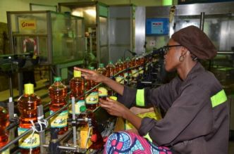 Industrie : après 2 ans de flambée, les prix sorties-usines au Cameroun baissent de 5,4% en 2023 sans freiner l'inflation