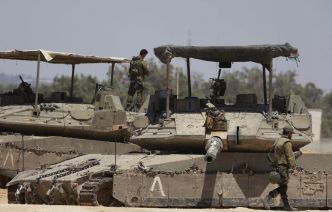 L'armée israélienne déploie des chars à Rafah