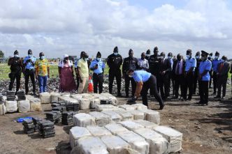Trafic de cocaïne en Côte d'Ivoire : 13 accusés, dont le chef de la police de San Pedro, condamnés à 10 ans de prison