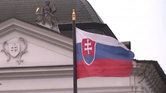 Eurozapping : l'armée britannique victime d'une cyberattaque, série d'alertes à la bombe en Slovaquie