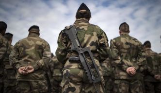 «Ils reviendront dans des cercueils» : un ex-agent de la CIA sur la présence française en Ukraine