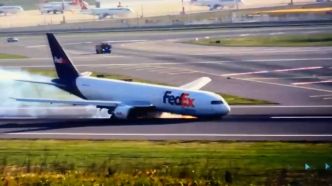 VIDÉO. Istanbul : un Boeing 767 se pose en urgence sur le ventre après une panne du train d'atterrissage