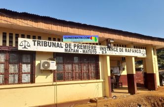 Conakry : ce que risque le menuisier Alpha Soumah, jugé pour viol sur une fille de 17 ans
