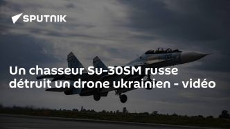Un chasseur Su-30SM russe détruit un drone ukrainien - vidéo