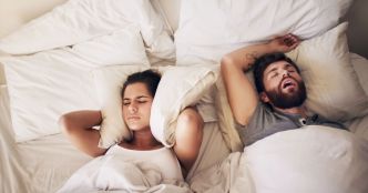 Dormir seul ou à deux ? Les réponses de la science sur le sommeil dans le couple