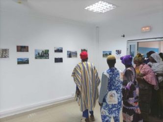 Burkina Faso : Une exposition-photo pour célébrer le 79e anniversaire de la victoire de la Russie