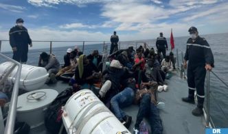 Tan-Tan: Un Garde-côtes de la Marine Royale porte assistance à 38 candidats à la migration irrégulière