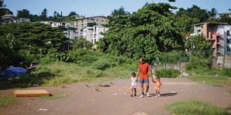 «On peut l'avoir à tout moment» : à Mayotte, la population craint le choléra