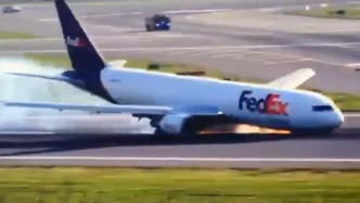 VIDÉO. Encore un incident chez Boeing : le train d'atterrissage ne se déploie pas, l'avion doit atterrir d'urgence à Istanbul