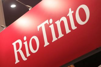 Rio Tinto a envisagé une offre pour Anglo American, cible de BHP, selon l'AFR