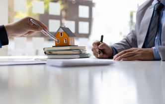 Baisse des taux immobiliers : les conseils pour changer d'assurance emprunteur