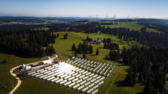 A Mont-Soleil, dans le Jura bernois, l'extension d'une centrale photovoltaïque sème la discorde