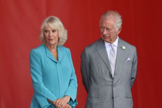 "Nous ne devons pas les juger" : un personnage important de la monarchie britannique s'exprime sur Charles III et le prince Harry