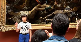 Au musée du Louvre, des activistes prennent pour cible un chef-d’œuvre tout juste restauré de Delacroix