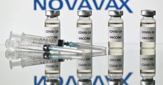 Covid-19 : Sanofi tourne la page de son vaccin et s'allie à l'américain Novavax