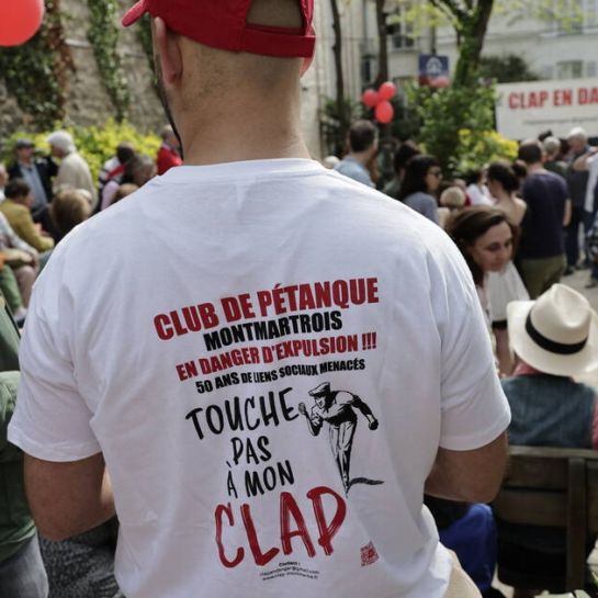 A Montmartre, les boulistes se rebiffent pour garder leur terrain de pétanque