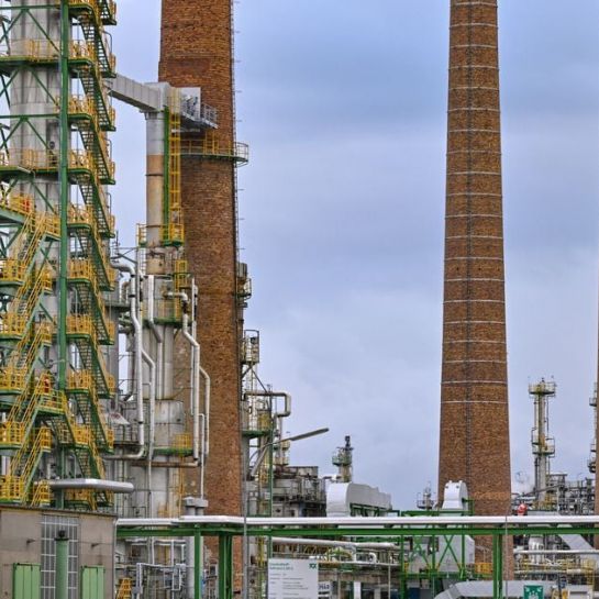 L'Ukraine assure avoir frappé deux raffineries de pétrole russes