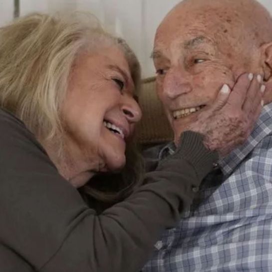 80 ans après avoir combattu lors du débarquement en Normandie, il y revient pour se marier